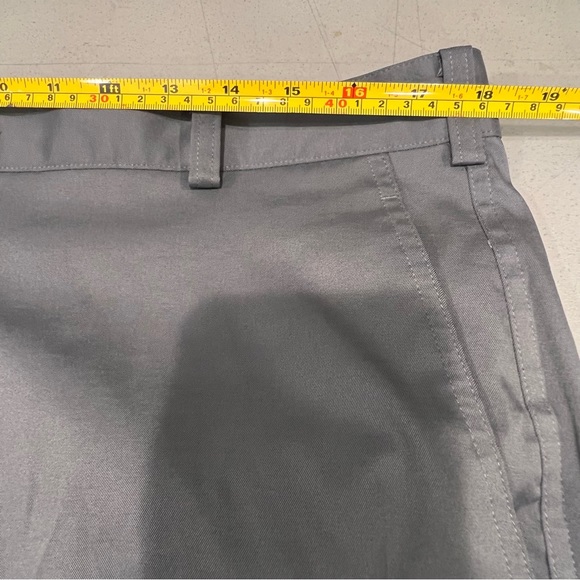 Nike Golf Dri-Fit Flat Front Tech Golf Pants Men's 36x32 Grey - Picture 8 of 10